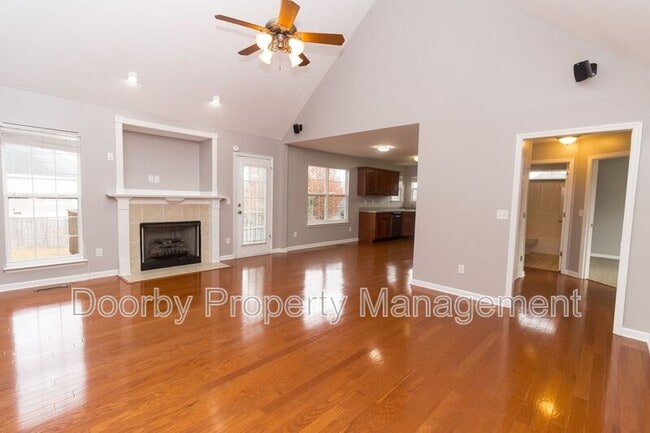 5755 Caney Ridge Cir, Ooltewah, TN 37363 - photo 2