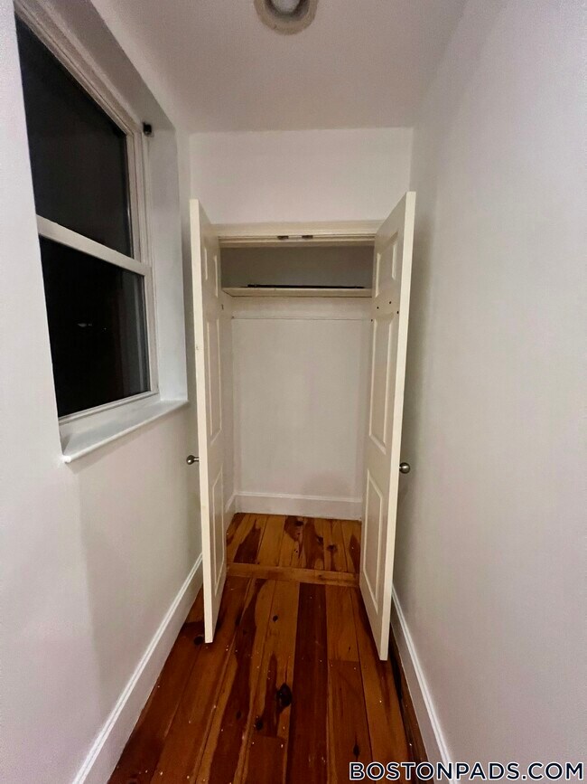 1 Centre St Terrace unit 10, Boston, MA 02119 - photo 4