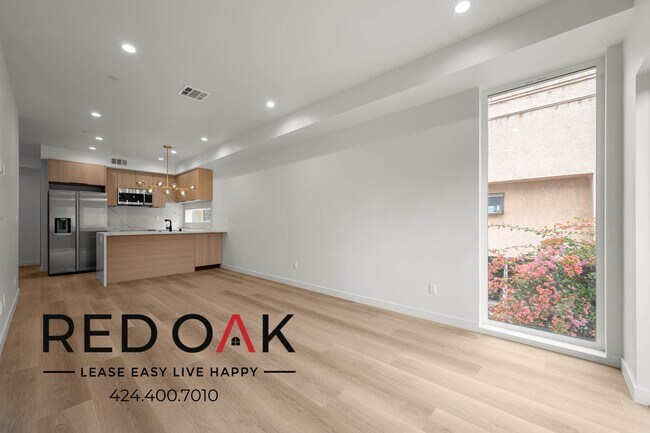 2001 Vista Del Mar Ave unit 2001 1/4, Los Angeles, CA 90068 - photo 5