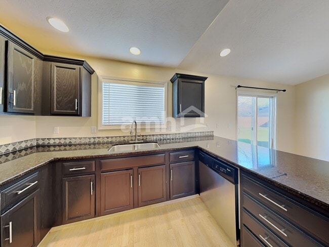 2360 N Grey Hawk Ave, Kuna, ID 83634 - photo 4