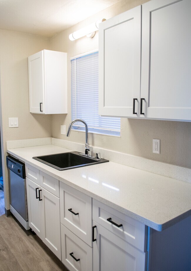 The Valley Apartments, Dublin, CA 94568 - photo 4