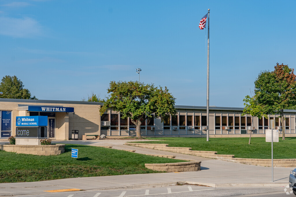 Near Grantosa, Whitman Middle School inspires learning through a STEAM focus.