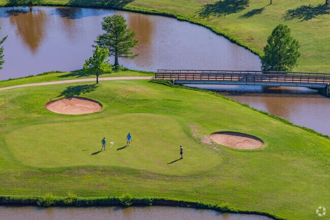 Residents of Bluff Creek can easily enjoy golf at Lake Hefner Golf Club nearby.