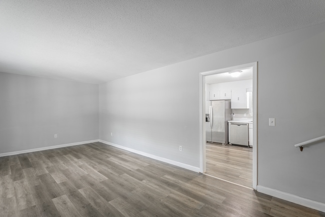 218 Townsend Cir, Ringgold, GA 30736 - photo 6