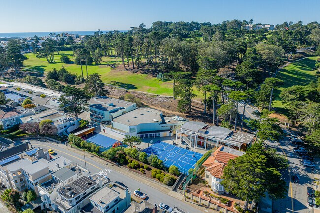 Katherine Delmar Burke School sits beside Lincoln Park.
