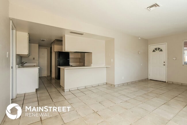 5407 W Vernon Ave, Phoenix, AZ 85035 - photo 5