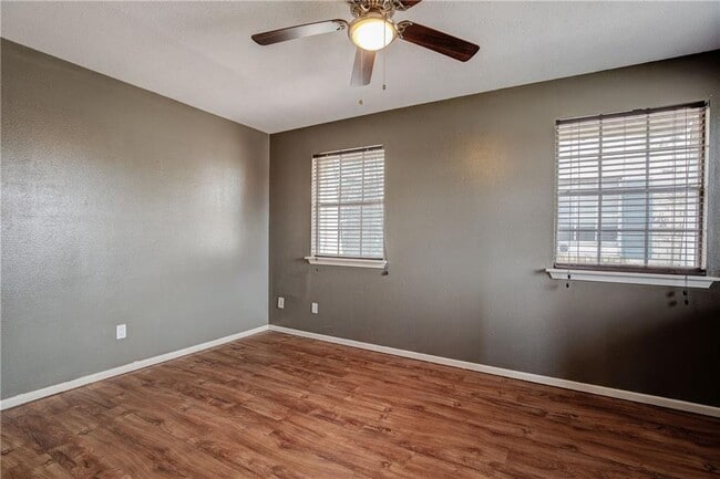 2117 Giuffrias Ave, Metairie, LA 70001 - photo 7