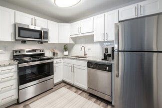524-550 Bramlet Rd, Charlotte, NC 28205