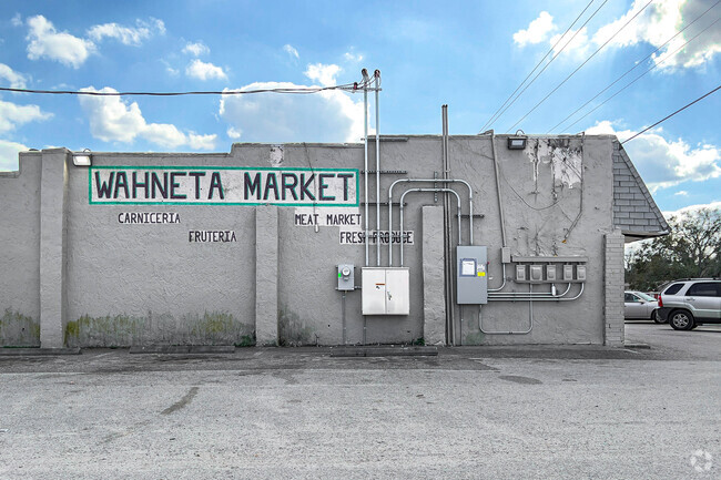 Find several retail options in the Wahneta neighborhood.
