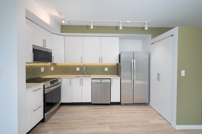 205 Beacon St unit 403, Somerville, MA 02143 - photo 3