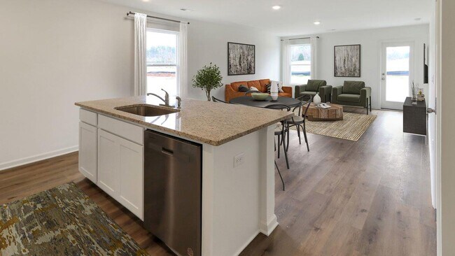 14382 Buttercup Way, Tuscaloosa, AL 35405 - photo 4