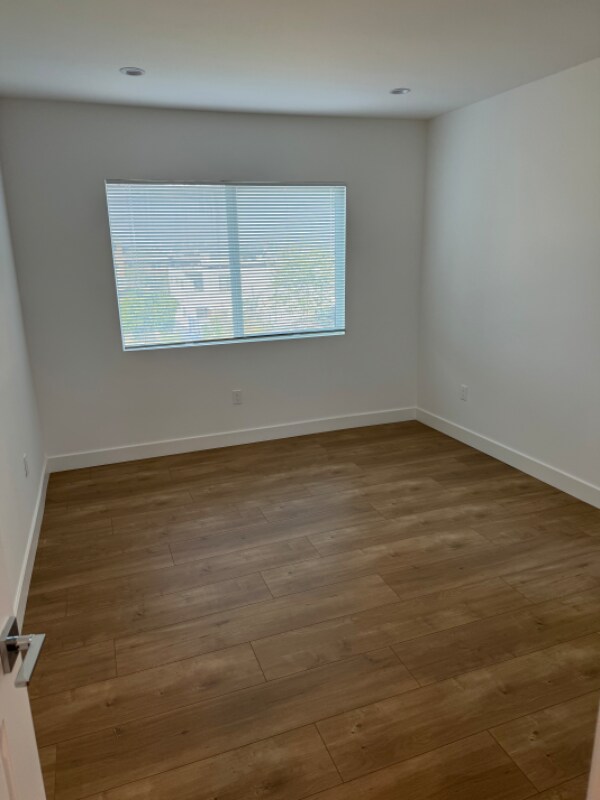3090 Weldon Ave unit 4, Los Angeles, CA 90065 - photo 5