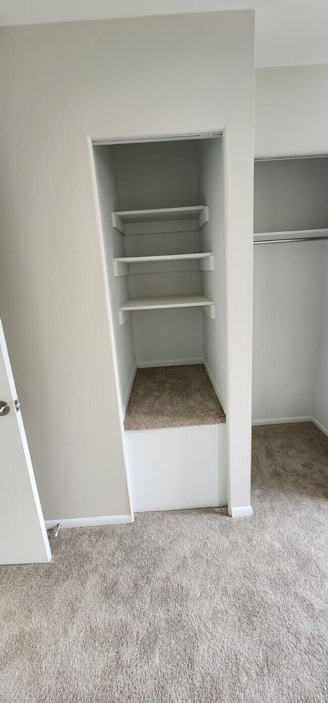 5842 Holly Hock Place, Frederick, MD 21703 - photo 2