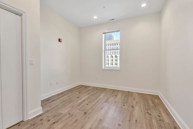 251 Main St unit 404, Buffalo, NY 14203 - photo 5