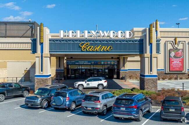 Hollywood Casino offers more than 500 slot machines and over 24 table games in East York.