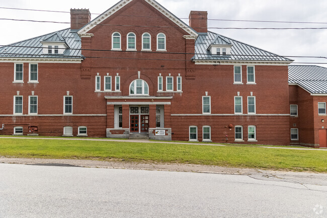 Union Sanborn School in Northfield serves grades K-2.
