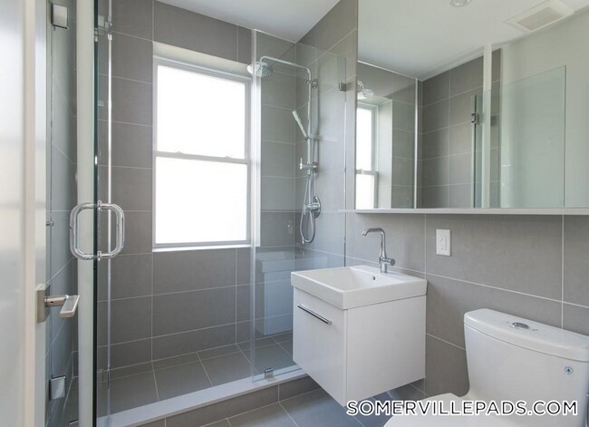 138 Highland Ave unit 12A, Somerville, MA 02143 - photo 6