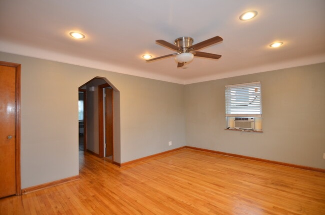 6834 Park Ave unit D, Cincinnati, OH 45236 - photo 3