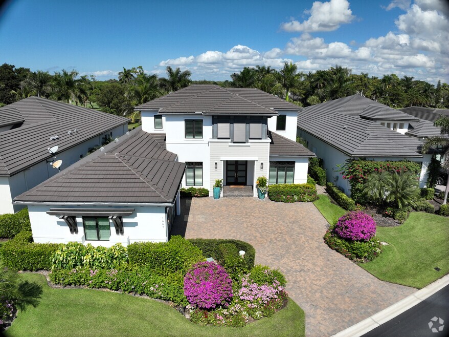 1667 Vinland Way, Naples, FL 34105 - photo 2