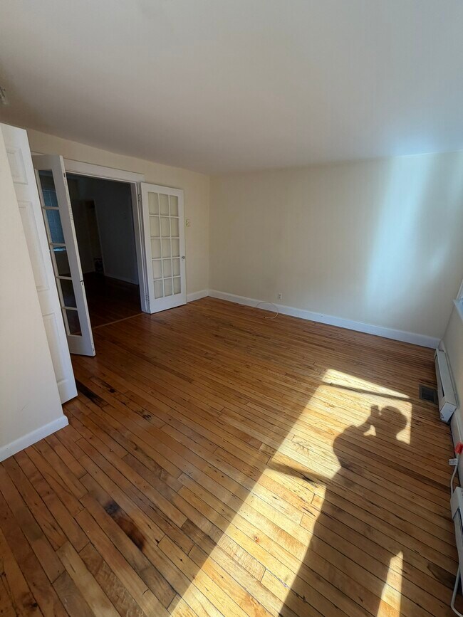 2 Norfolk Place unit 2, Cambridge, MA 02139 - photo 5