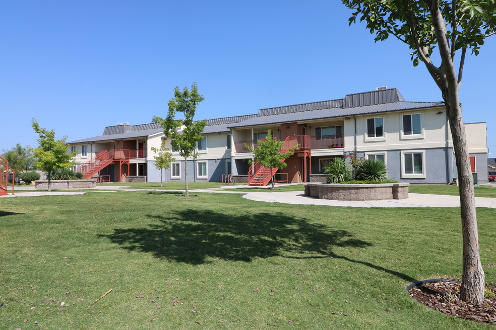 Park Place Apartments, 920 E Michigan Ave Hobbs, NM, 88240