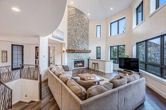 26513 Co-82 Unit ID1018159P, Snowmass, CO 81654