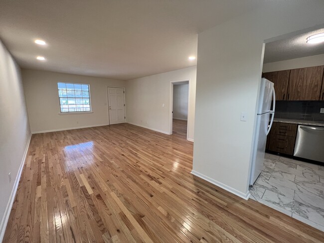 Sunset Rock Apartments, Chattanooga, TN 37415 - photo 5