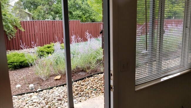1090 30th St, Boulder, CO 80303 - photo 7