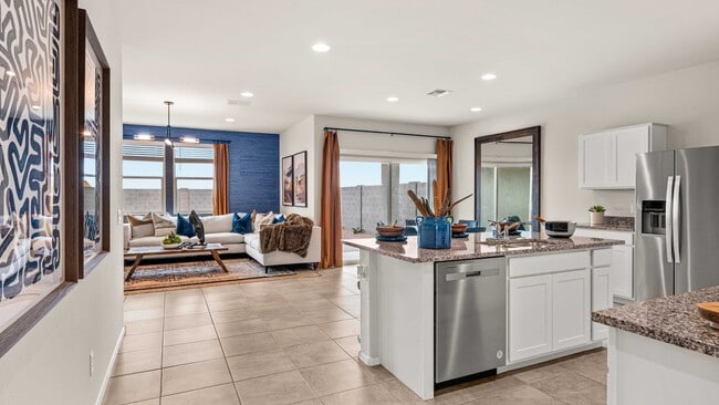 9137 S Holandes Dr, Apache Junction, AZ 85120 - photo 3