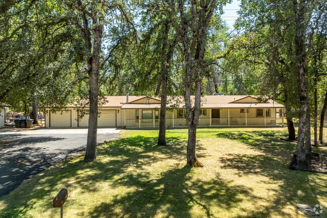 Prairie-style homes in Branstetter are spacious and sits on wooded lots.