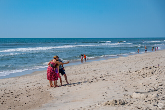 Carriage Hills residents can visit both Carolina Beach and Wrightsville Beach in minutes.