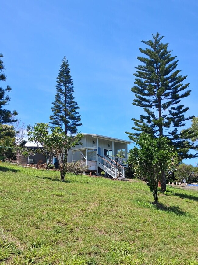 52 Kahilinaenae Place, Kula, HI 96790
