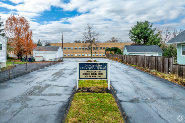 Immaculate Conception School is located in Clintonville, Columbus, Ohio.