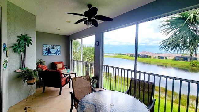 16570 Goldenrod Ln unit 202, Alva, FL 33920 - photo 3