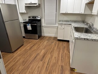 13 Center St Unit 6, Skowhegan, ME 04976