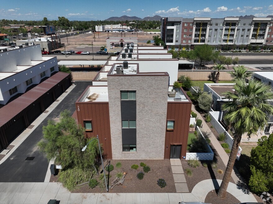 540 W Mariposa St unit 4, Phoenix, AZ 85013 - photo 2