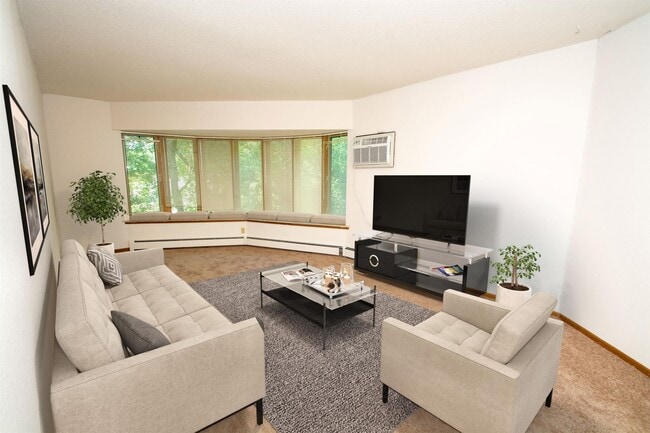 Highland on the Park, Saint Paul, MN 55116 - photo 5