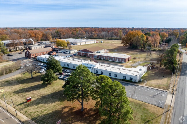 St. Paul School in Memphis serves students in grades PK, K-8.
