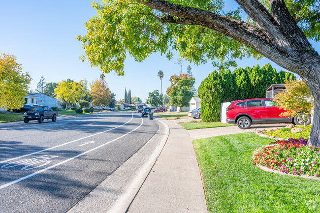 The streets of Merrihill include bike lanes for easy biking.