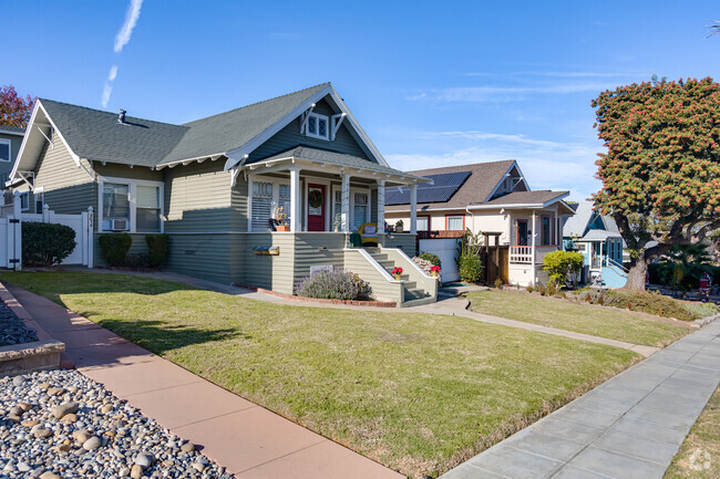 La Mesa’s Craftsman homes showcase timeless architecture and classic, handcrafted details.