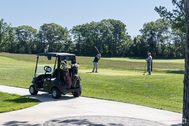 The 9 hole Spy Ring Golf course in Terryville gets its name from real history on Long Island.