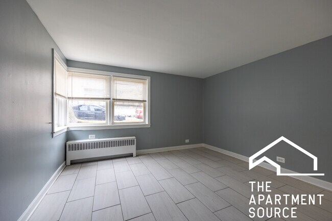 6719 N California Ave unit GS, Chicago, IL 60645 - photo 5