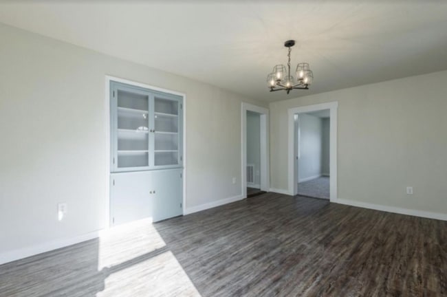 1235 Iredell Ave, Knoxville, TN 37921 - photo 6