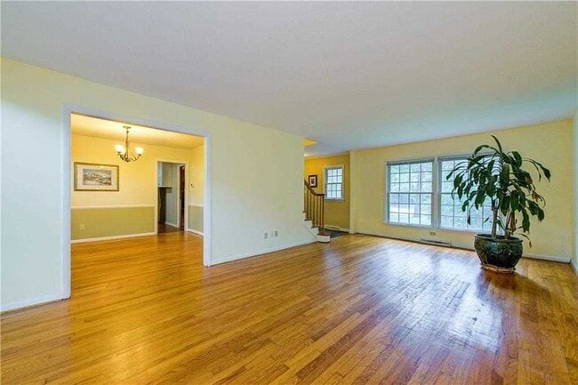 3254 Kenilworth Dr, Indianapolis, IN 46228 - photo 2