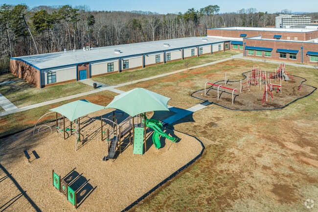 Konnoak Elementary School offers a playground with ample shade.