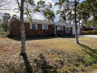 225 Antoinette Dr, Wilmington, NC 28412