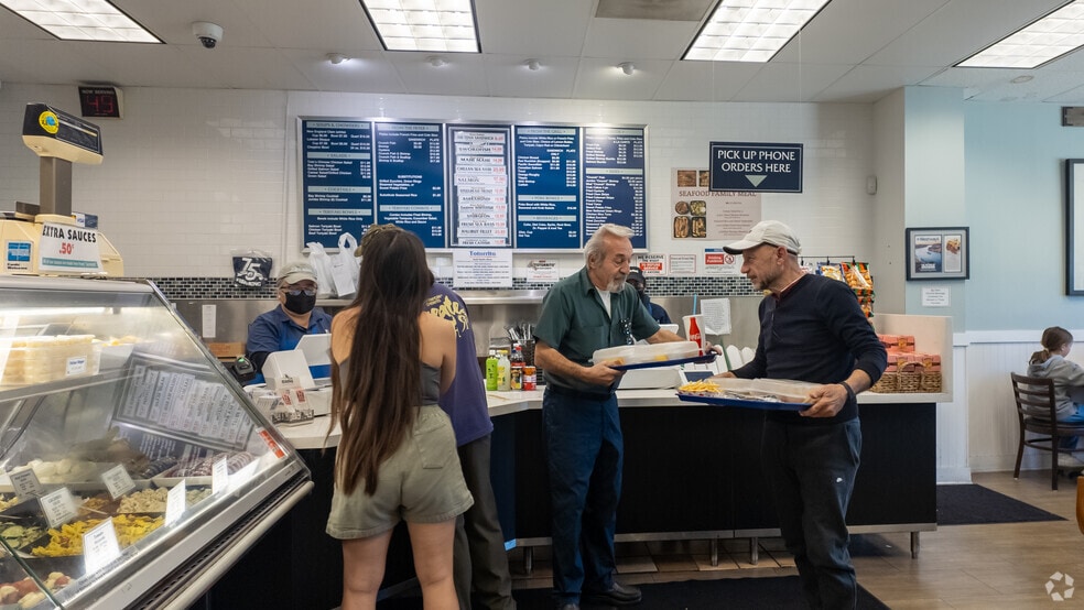 Final_Neigborhood_Rossmoyne_V1_030623