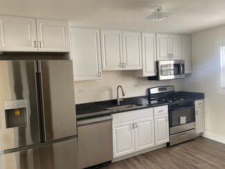 506 E 9th St Unit 3, Lockport, IL 60441