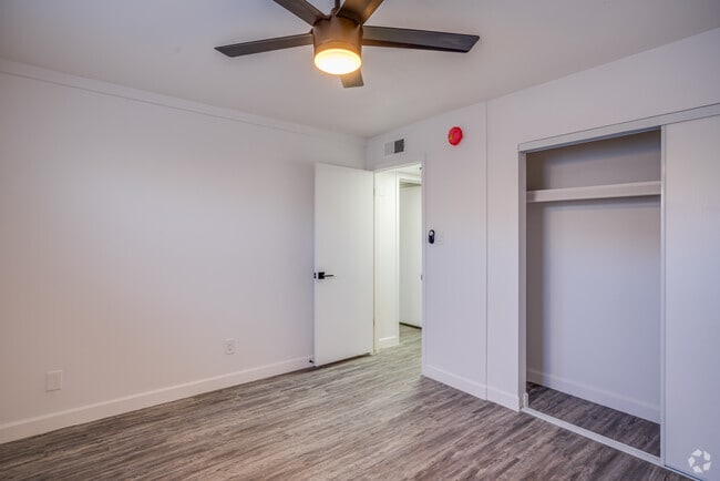 The Brentwood, Tempe, AZ 85281 - photo 6