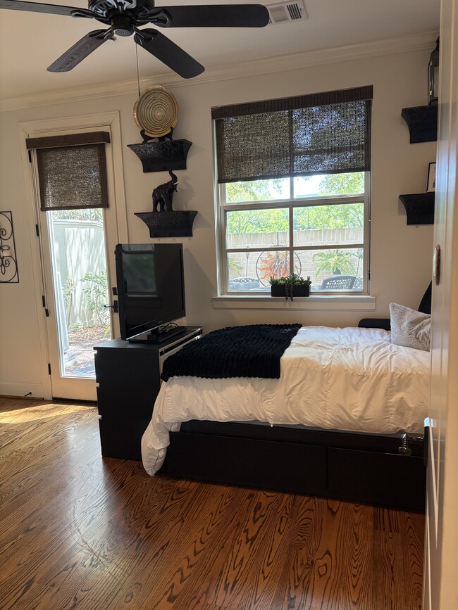 15927 Morgan St, Sugar Land, TX 77478 - photo 7